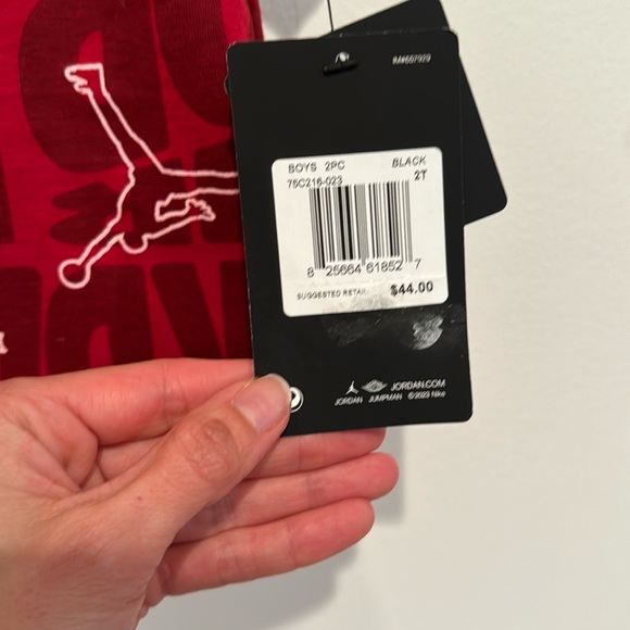 COPY - Air Jordan 2 Piece Set (Shirt + Shorts) - Picture 2 of 2